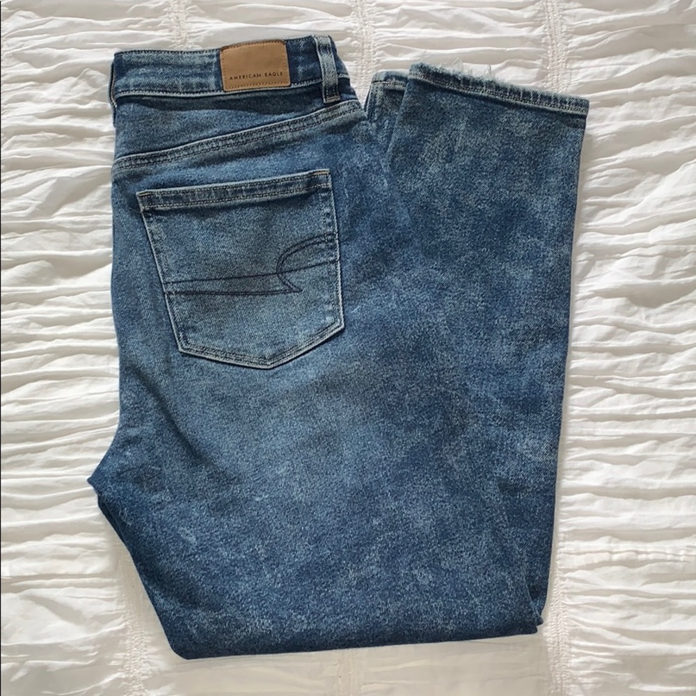 Ripped American Eagle Mom Jeans